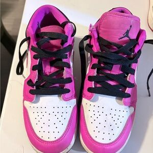 Jordan Kids Sneakers in Pink and White